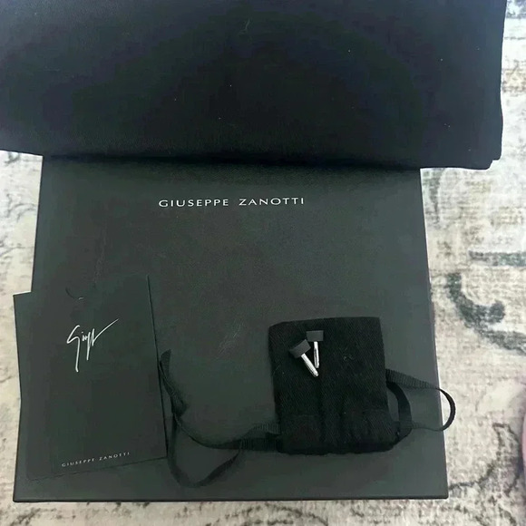 Giuseppe Zanotti Lilibeth 70mm Metallic (sz 40) - Picture 3 of 14